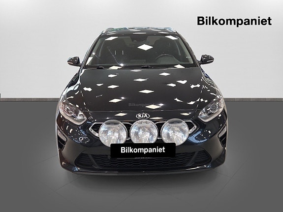 Kia Ceed 2 of 15