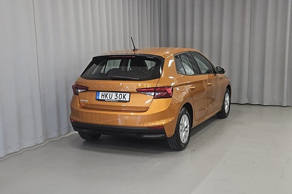 Skoda Fabia 3 of 5