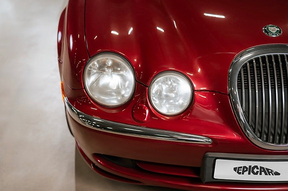 Jaguar S-TYPE 9 of 22
