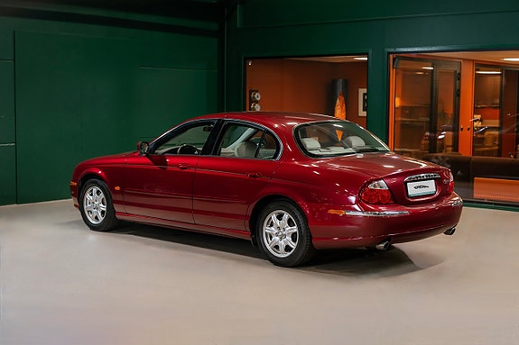 Jaguar S-TYPE 3 of 22