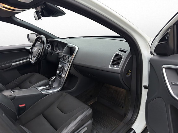 Volvo XC60 28 of 30