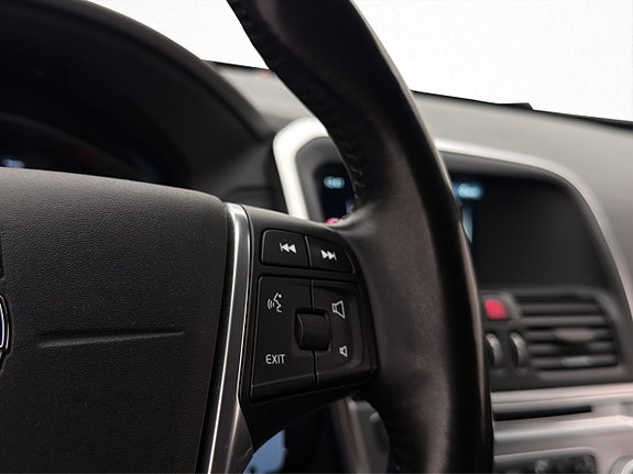 Volvo XC60 19 of 30