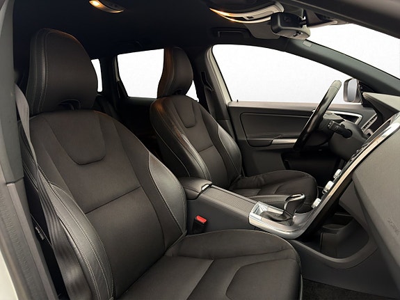 Volvo XC60 29 of 30