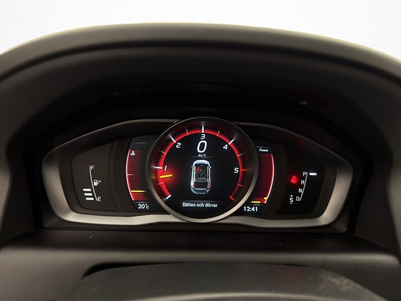 Volvo XC60 18 of 30