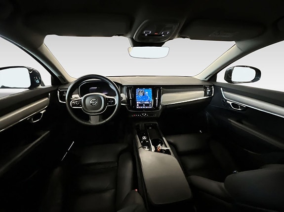 Volvo V90 Cross Country 12 of 18