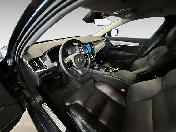 Volvo V90 Cross Country 10 of 18