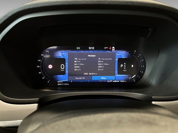 Volvo V90 Cross Country 13 of 18
