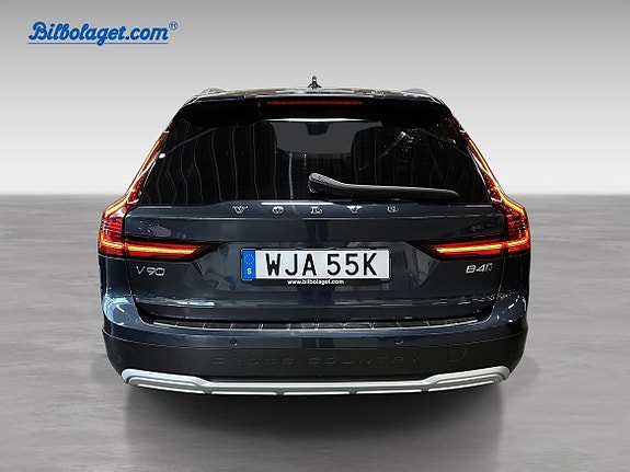Volvo V90 Cross Country 6 of 18