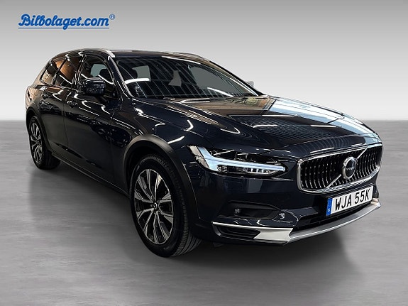 Volvo V90 Cross Country 4 of 19