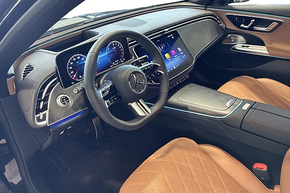 Mercedes-Benz E300 de 6 of 19