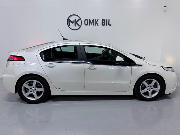 Opel Ampera 4 of 5