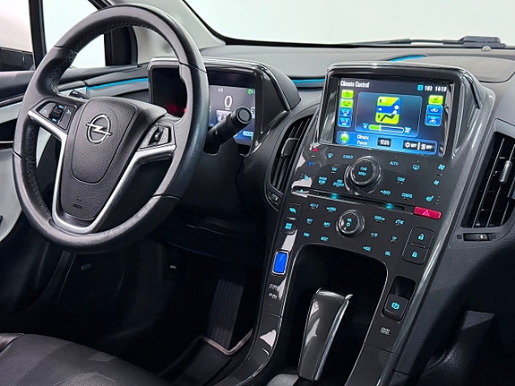 Opel Ampera 27 of 28