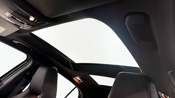 Mercedes-Benz GLA220 13 of 13