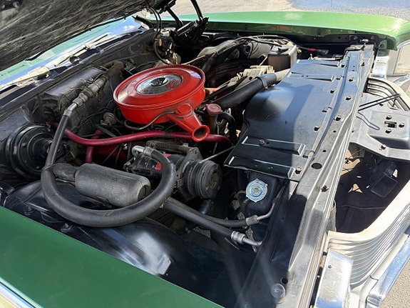 Oldsmobile Delmont 88 13 of 15