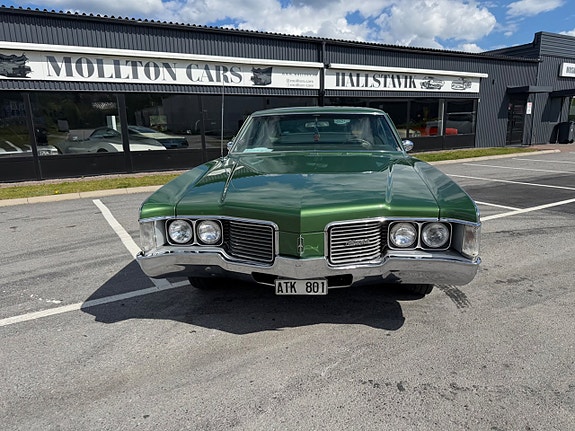 Oldsmobile Delmont 88 2 of 15