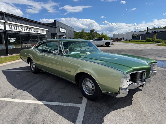 Oldsmobile Delmont 88 3 of 15