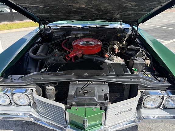 Oldsmobile Delmont 88 12 of 15