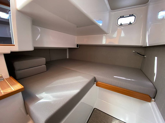SARGO 28 Explorer -2022, Volvo Penta D6-380/DPI 8 of 12