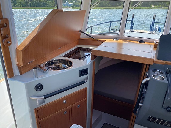 SARGO 28 Explorer -2022, Volvo Penta D6-380/DPI 7 of 12