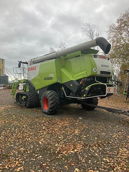 CLAAS Lexion 770 TT 15 of 24