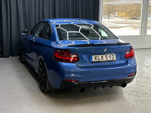 BMW M240i 3 of 5