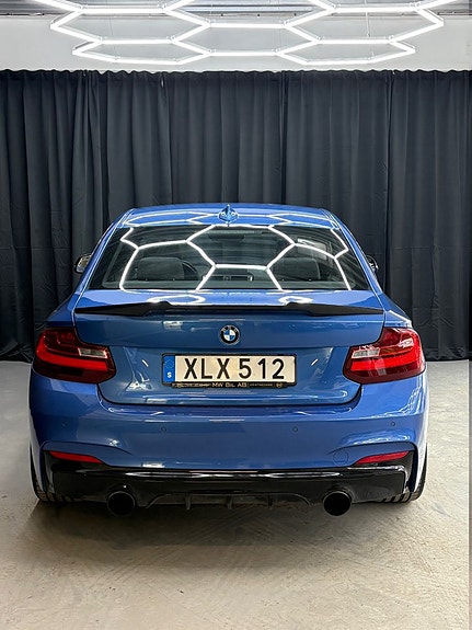 BMW M240i 10 of 14