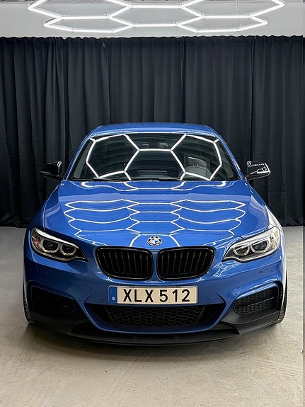 BMW M240i 11 of 14
