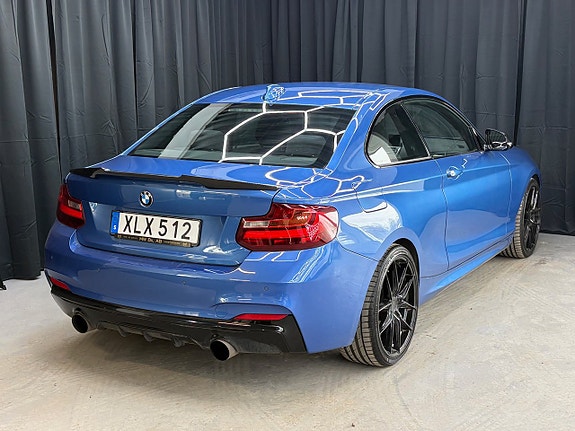 BMW M240i 4 of 5