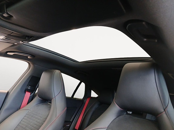 Mercedes-Benz CLA45 20 of 24