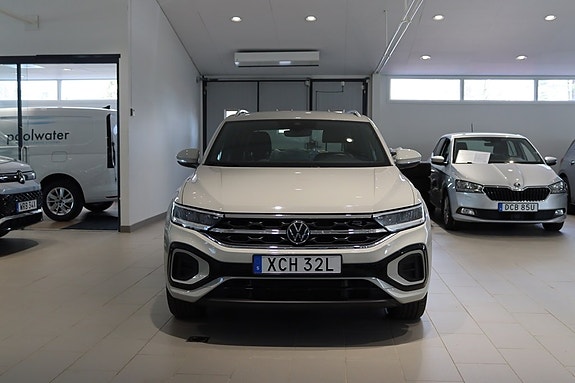 Volkswagen T-Roc 2 of 5