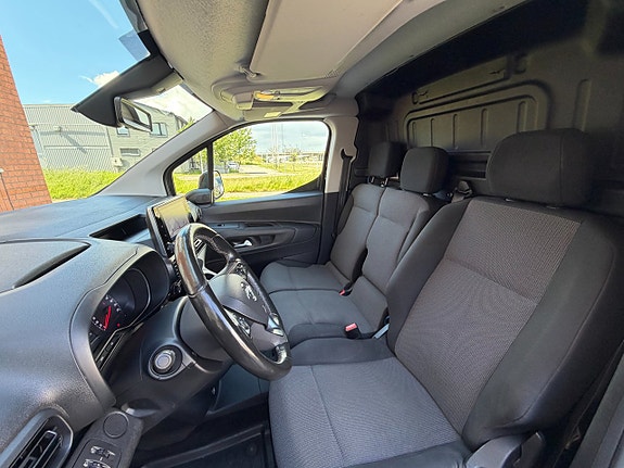 Opel Combo 8 of 23