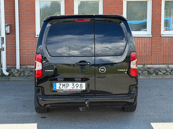 Opel Combo 17 of 23