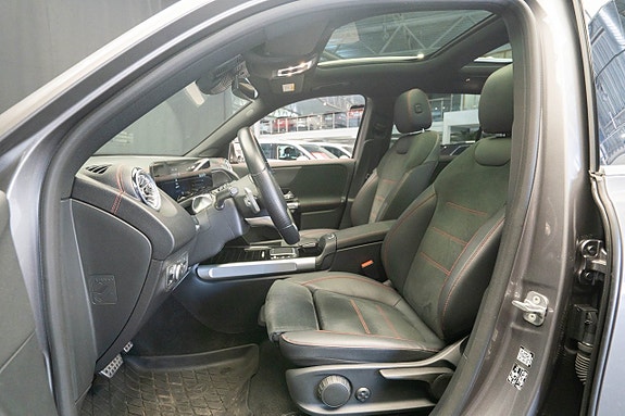 Mercedes-Benz EQB300 20 of 26