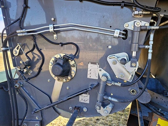 CLAAS Lexion 770 TerraTrac 4WD 18 of 24