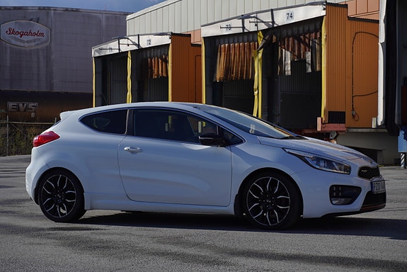 Kia ProCeed 4 of 5