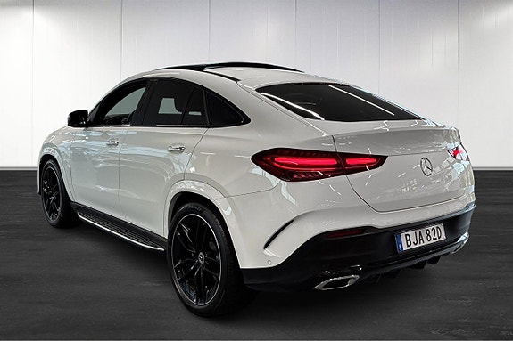 Mercedes-Benz GLE450 d 2 of 25