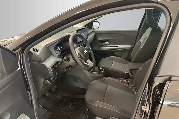 Dacia Sandero Stepway 8 of 16