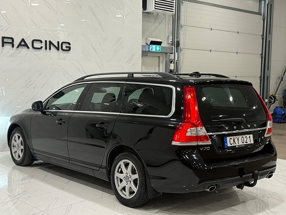 Volvo V70 15 of 18
