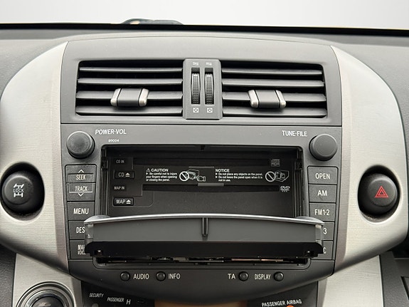 Toyota RAV4 30 of 30