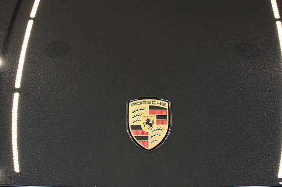 Porsche Panamera 4S 10 of 23