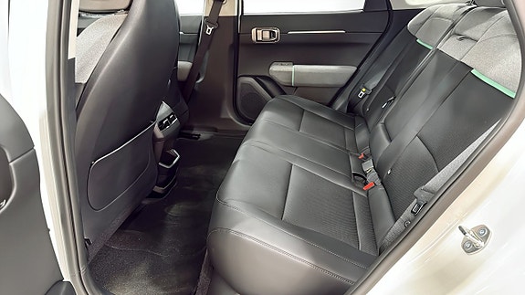 Kia EV4 9 of 14
