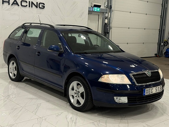 Skoda Octavia 3 of 5