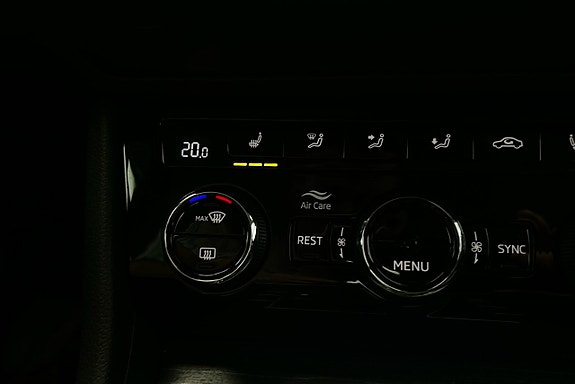 Skoda Superb 22 of 30