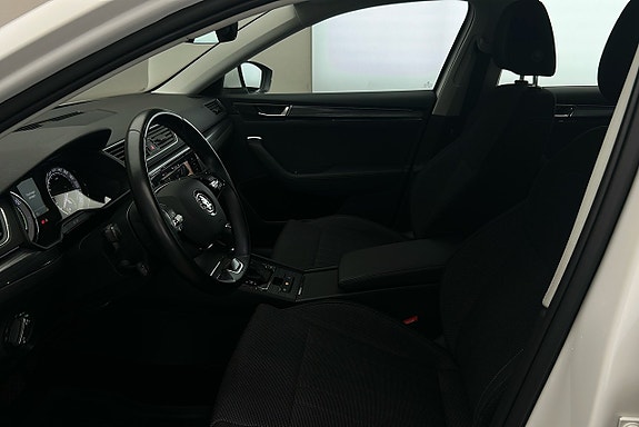 Skoda Superb 10 of 30