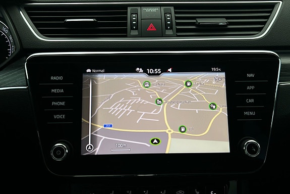Skoda Superb 8 of 30