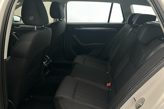 Skoda Superb 13 of 30