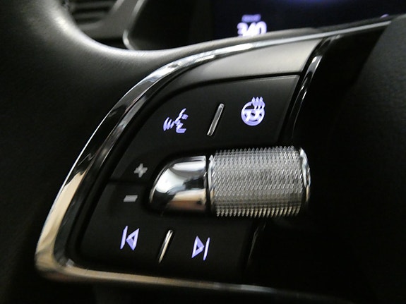 Skoda Superb 18 of 27