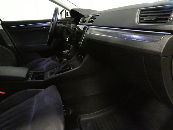 Skoda Superb 14 of 27