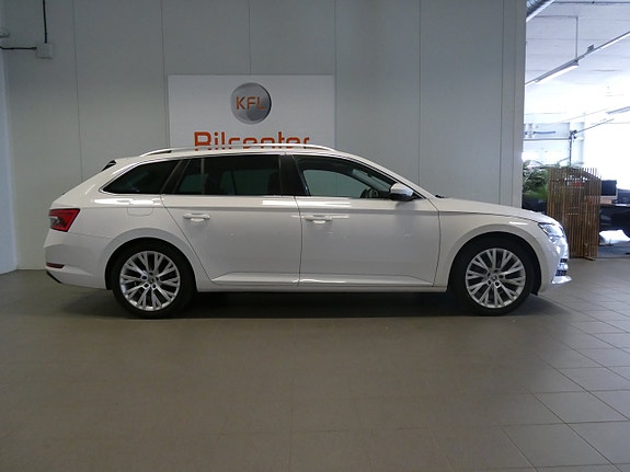 Skoda Superb 5 of 5