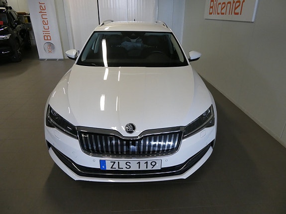 Skoda Superb 11 of 27